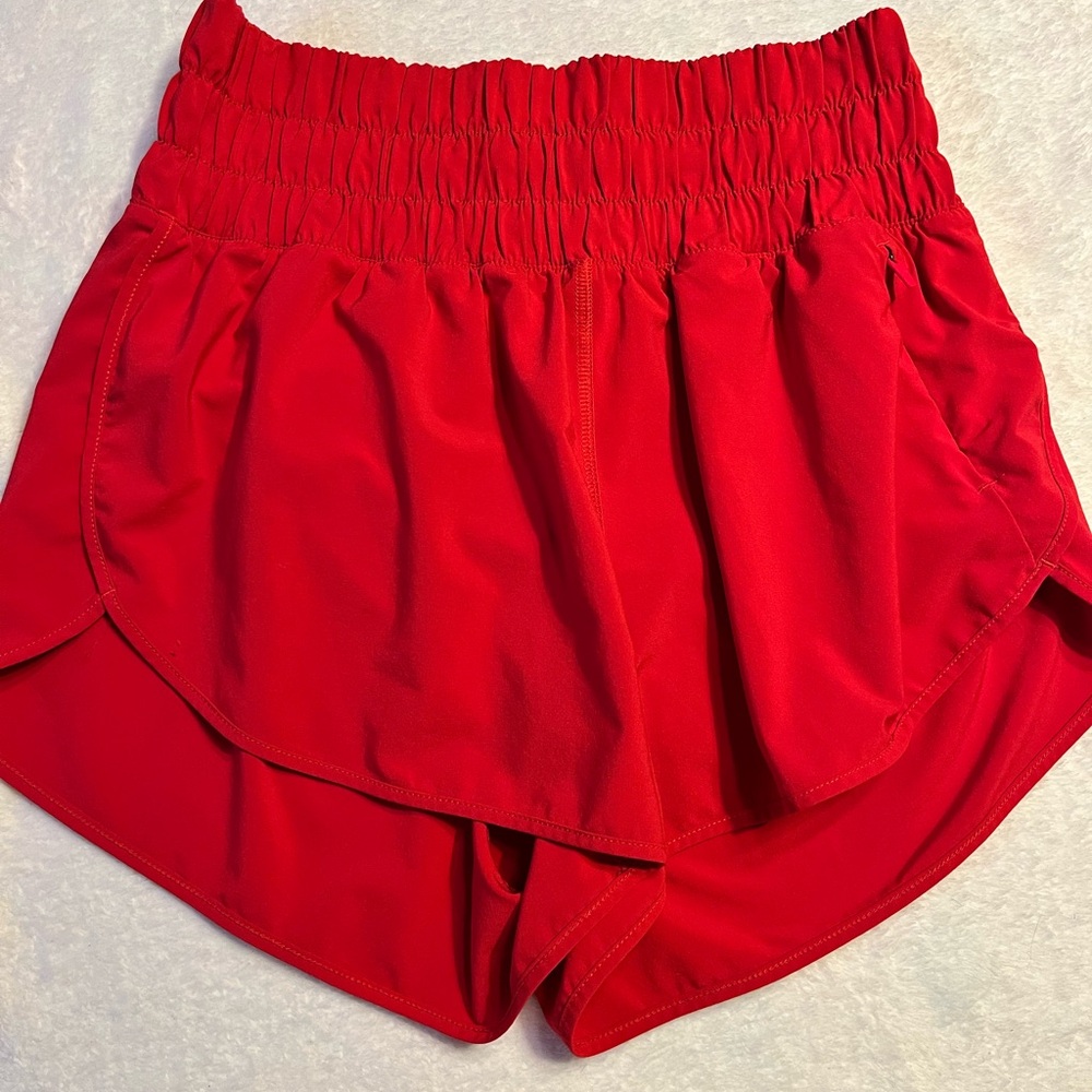 Crazy Yoga Running Shorts Women’s Medium Red High Rise Smocked Waist Zip Pocket